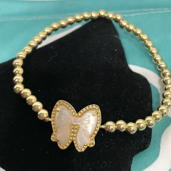 Kendra Scott  Beaded Bracelet with Mother-of-Pearl Butterfly Charm NWT - Picture 2 of 6